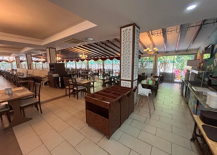 Mir'amor Hotell Kemer